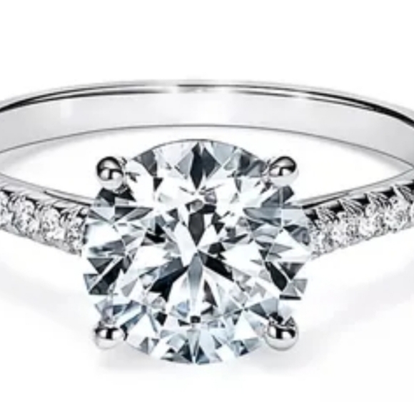 Independent Jewelry - GRA Certified 2 Carat Moissanite Ring 18k/925 Ring Size 7. Watch Video!